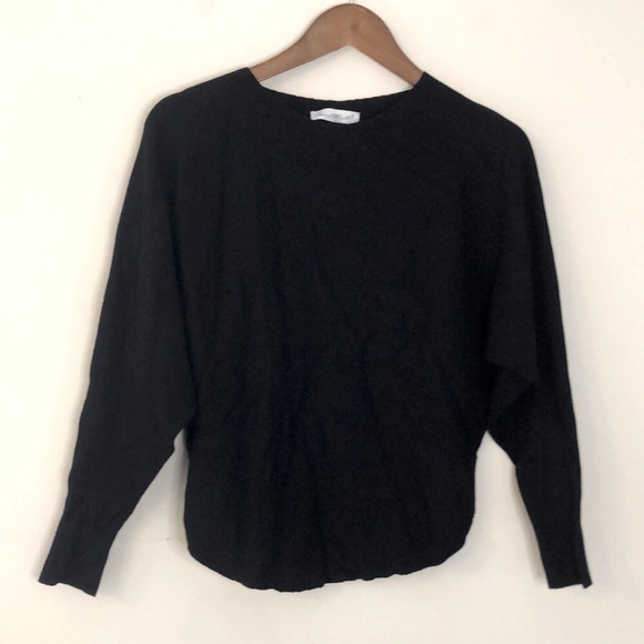 KEREN Hart Black Knit Sweater boat neck slightly rounded hem long sleeves SZ LG - Picture 1 of 9